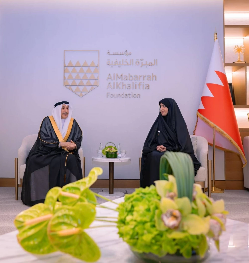 خالد بن عبدالله يفتتح المقر الجديد لـ &laquo;المبرة الخليفية&raquo; ويدشن كتاب مسيرة المؤسسة