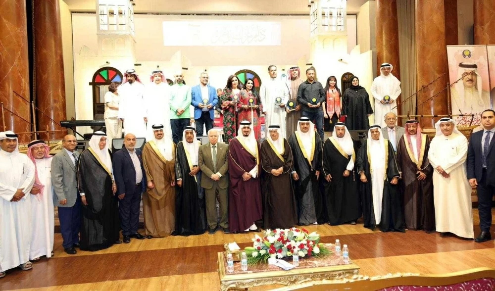 محافظ العاصمة يحضر احتفال نادي الخريجين بالأعياد الوطنية