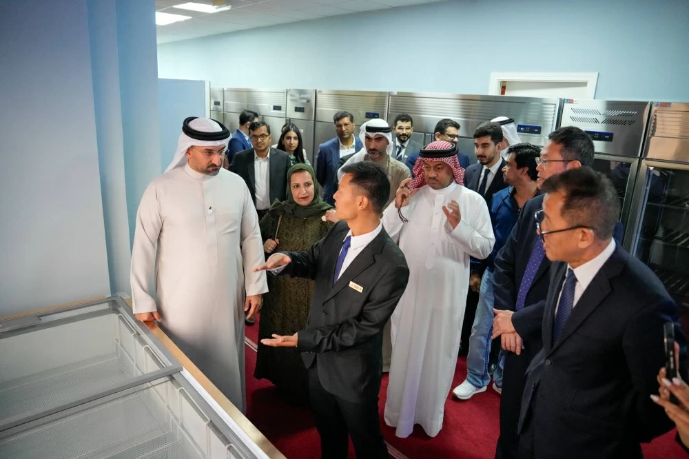 وزير الصناعة يفتتح مصنع البحرين لتكنولوجيا المعدات الكهروميكانيكية للتبريد
