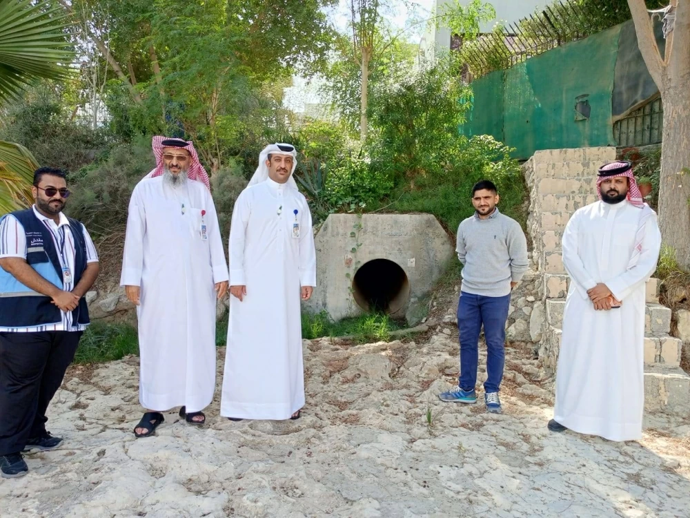 مدير عام بلدية الجنوبية ورئيس المجلس البلدي يتابعان ميدانياً استعدادات موسم الأمطار في "الجنوبية"