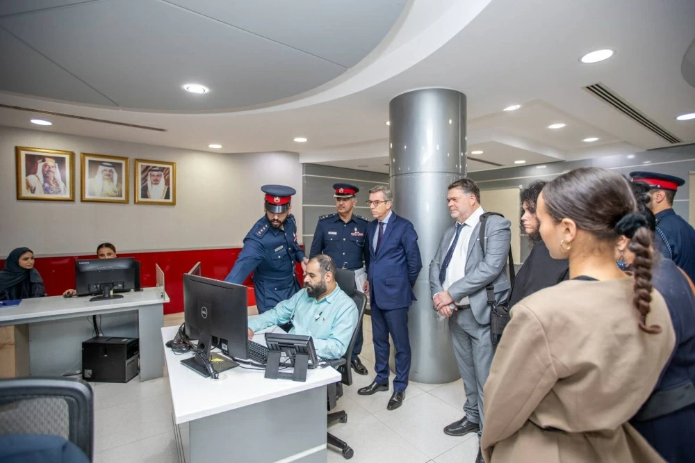 رئيس الأمن العام يبحث مع السفير الفرنسي تعزيز التعاون المشترك وتطوير خدمات الإسعاف الوطني