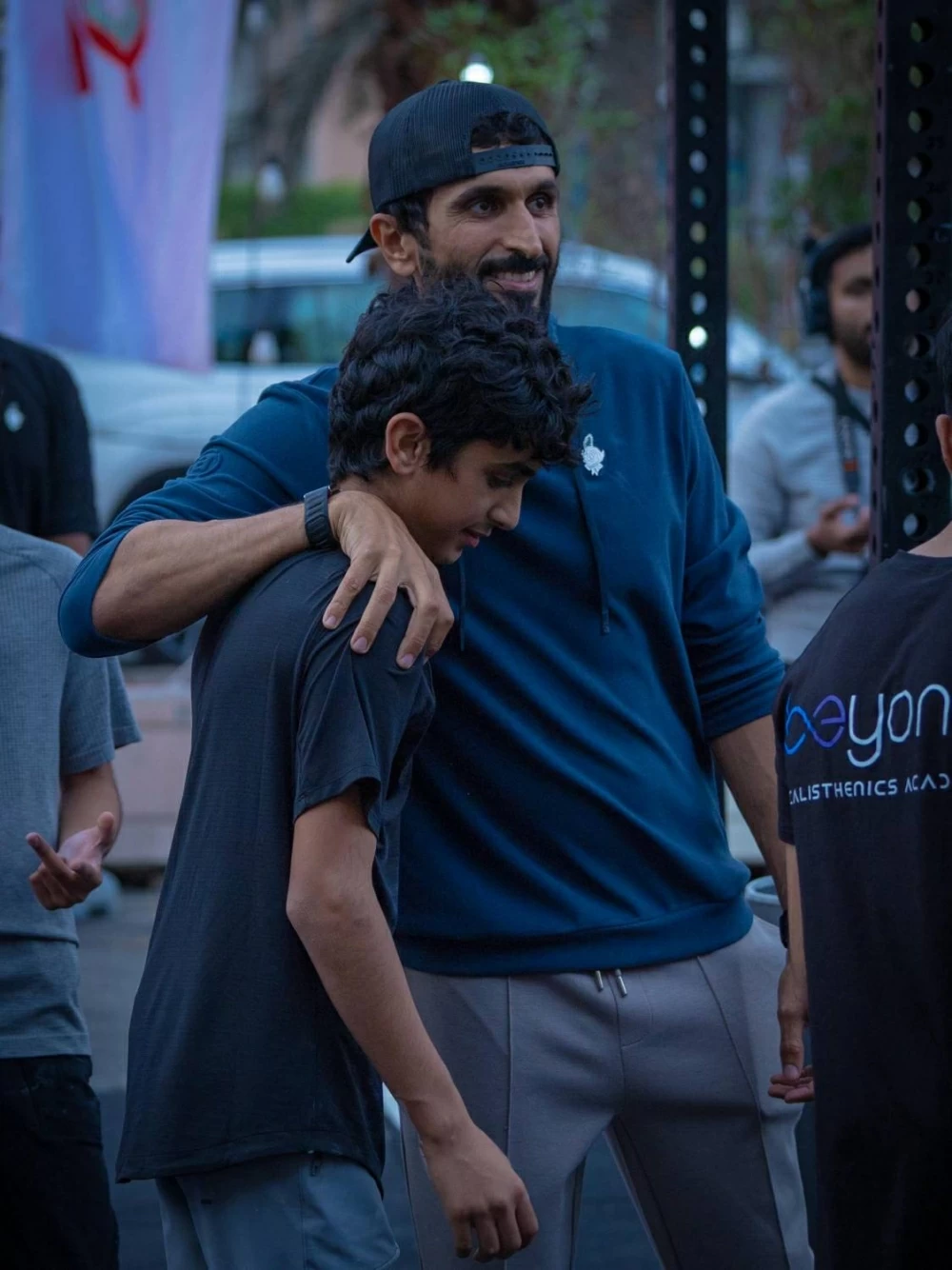 ناصر بن حمد يتابع مشاركة أنجال سموه في مهرجان سبارتان الرياضي