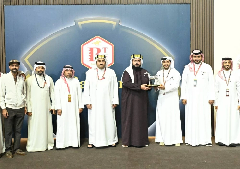 ولي العهد رئيس الوزراء يشهد مهرجان الرفه للإعلام لسباق الخيل