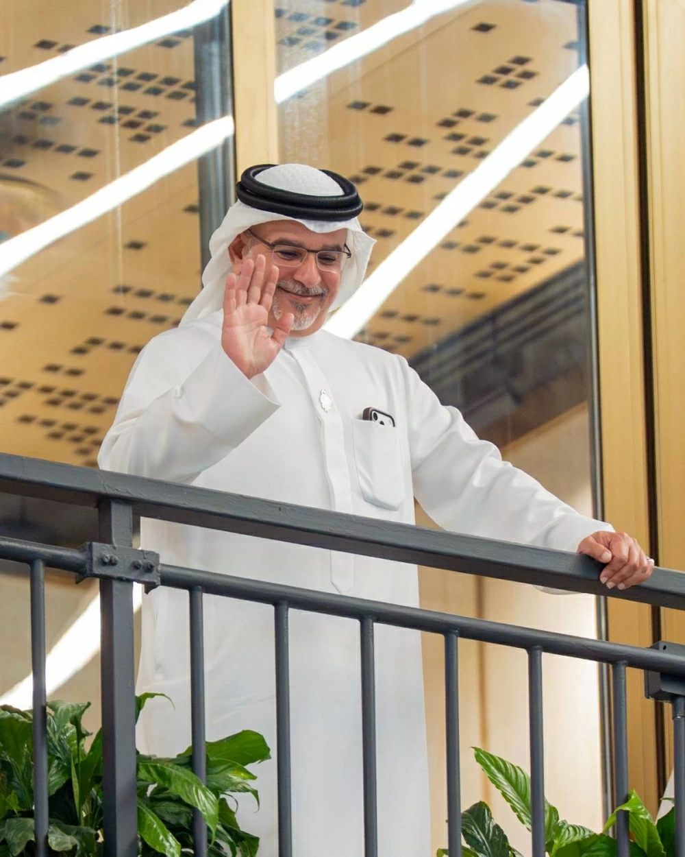 ولي العهد رئيس الوزراء يشهد مهرجان الرفه للإعلام لسباق الخيل