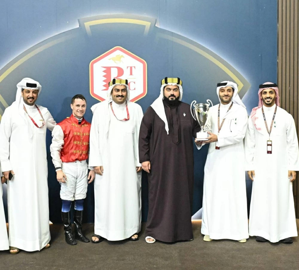 ولي العهد رئيس الوزراء يشهد مهرجان الرفه للإعلام لسباق الخيل