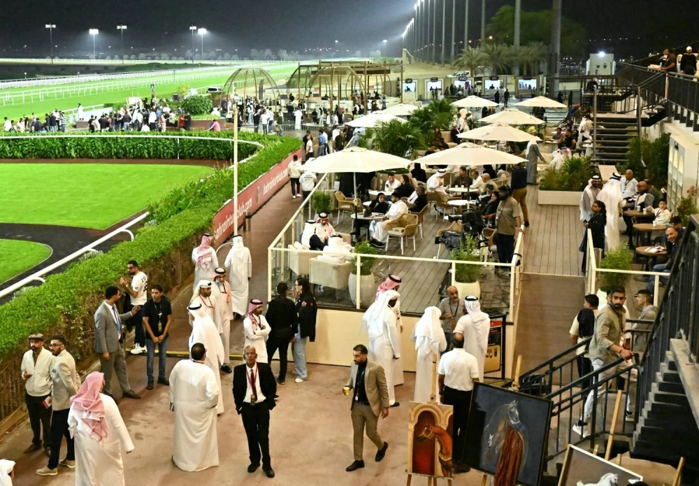 ولي العهد رئيس الوزراء يشهد مهرجان الرفه للإعلام لسباق الخيل