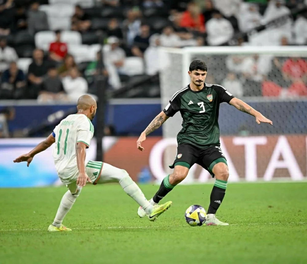 الإمارات يقصي حامل اللقب ويضرب موعداً لملاقاة المغرب بنصف نهائي كأس العرب