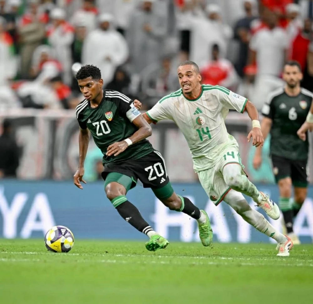 الإمارات يقصي حامل اللقب ويضرب موعداً لملاقاة المغرب بنصف نهائي كأس العرب