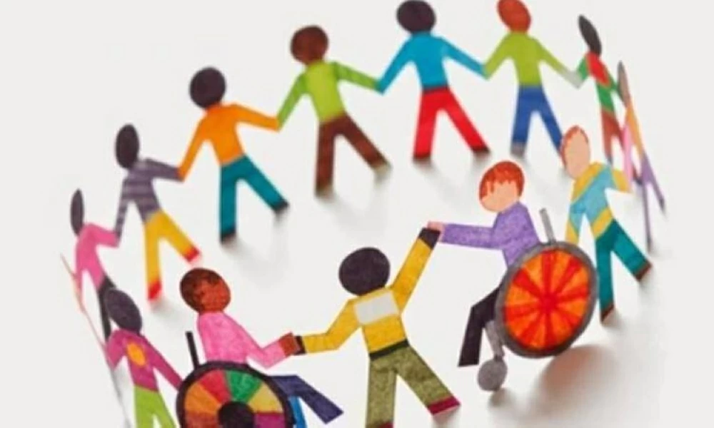 أسامة مدبولي: الإعاقات غير المرئية تحتاج تعديلات بيئية وعملية مثل الظاهرة تماماً