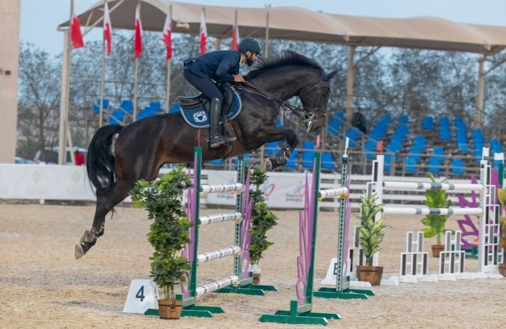 فريق وزارة الداخلية لقفز الحواجز يحقق المركز الأول في المسابقة الكبرى لبطولة الاتحاد الملكي لقفز الحواجز