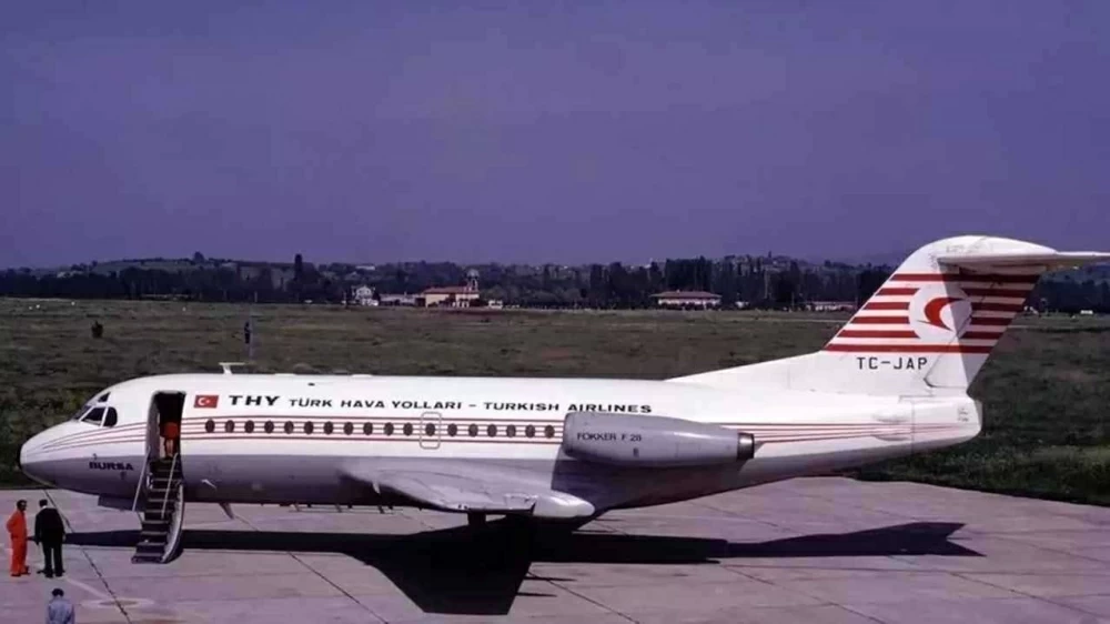 تركيا.. العثور على حطام طائرة اختفت مع ركابها قبل 50 عامًا ببحر مرمرة في إسطنبول (فيديو)