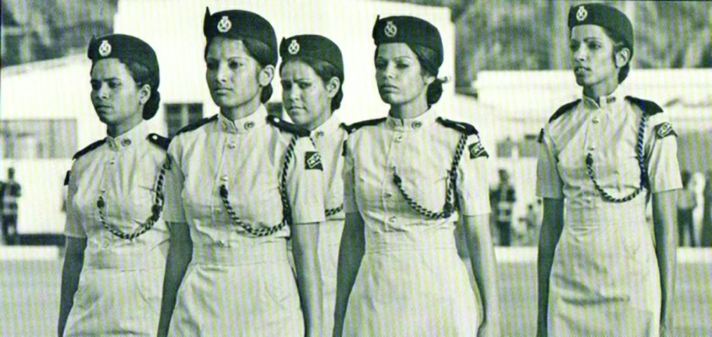 نساء شرطة البحرين.. من الميدان إلى التخصصات الدقيقة في صناعة العدالة