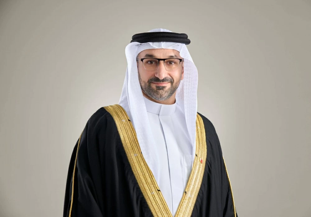 وزير الصناعة والتجارة : الشرطة البحرينية نموذج وطني رائد في صناعة الأمن وترسيخ الاستقرار منذ التأسيس 
