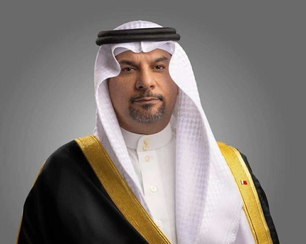 وزير النفط والبيئة يثمن المنظومة الأمنية المتطورة لشرطة البحرين ويؤكد دورها الفاعل في تعزيز ثقة المجتمع واستقراره 