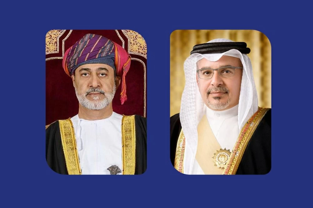 ولي العهد رئيس مجلس الوزراء يتلقى برقية شكر جوابية من سلطان عمان 