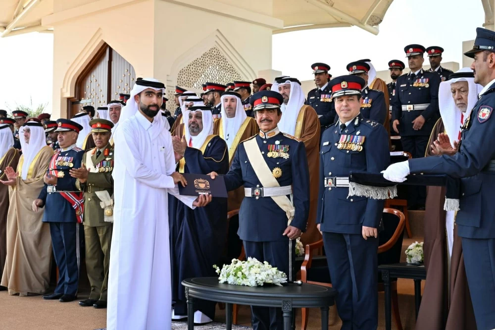 وزير الداخلية : هذه الوزارة السيادية يستقيم أمرها بالولاء والإخلاص ويمس سمعتها ما هو عكس ذلك ولم ولن أسمح إلا بما يرفع شأنها ويصون مكانتها