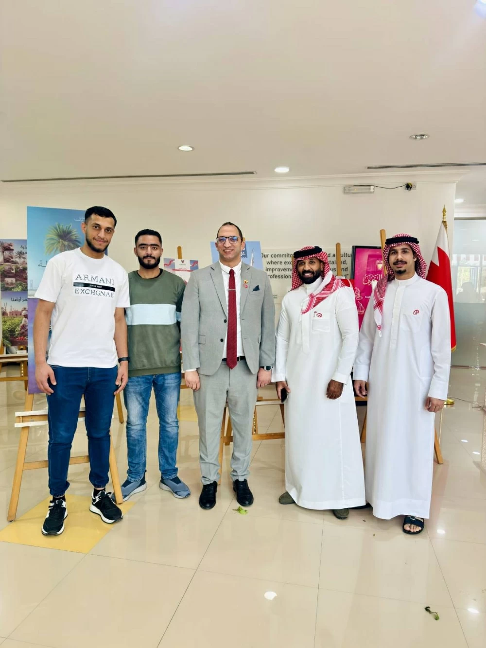 كلية البحرين الجامعية تحتفي بالعيد الوطني في احتفال يجسّد الولاء والانتماء