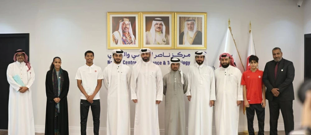 مركز ناصر العلمي والتقني يوقع مذكرة تفاهم مع الاتحاد البحريني للرياضات المائية لدعم الرياضة المدرسية