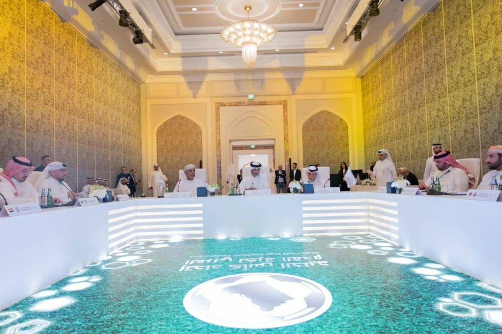 علي بن خليفة يشارك في &laquo;عمومية&raquo; الاتحاد الخليجي لكرة القدم