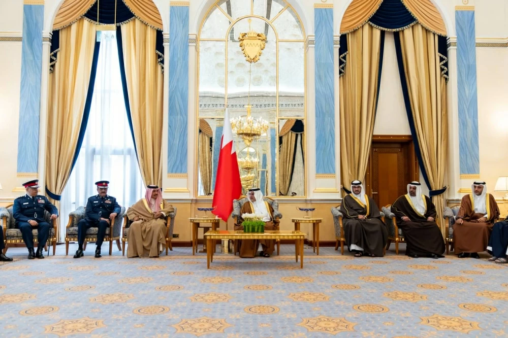 ولي العهد نائب القائد الأعلى: نفخر بمنتسبي &laquo;الداخلية&raquo; و&laquo;الشرطة&raquo; وجهودهم المخلصة