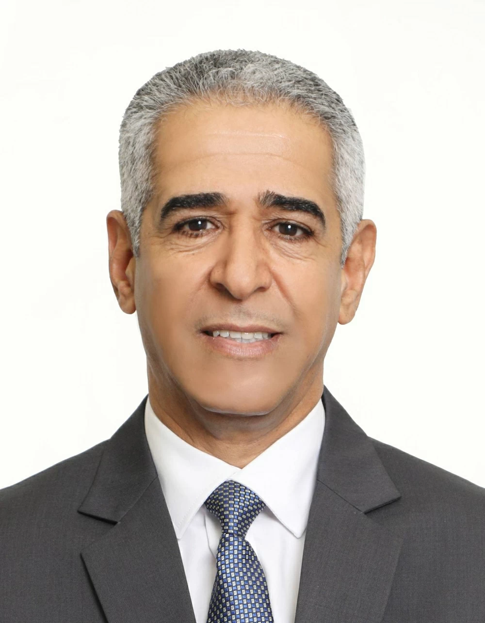 النائب الأول: العيد الوطني وعيد الجلوس محطة متجددة لترسيخ مسيرة النهضة 