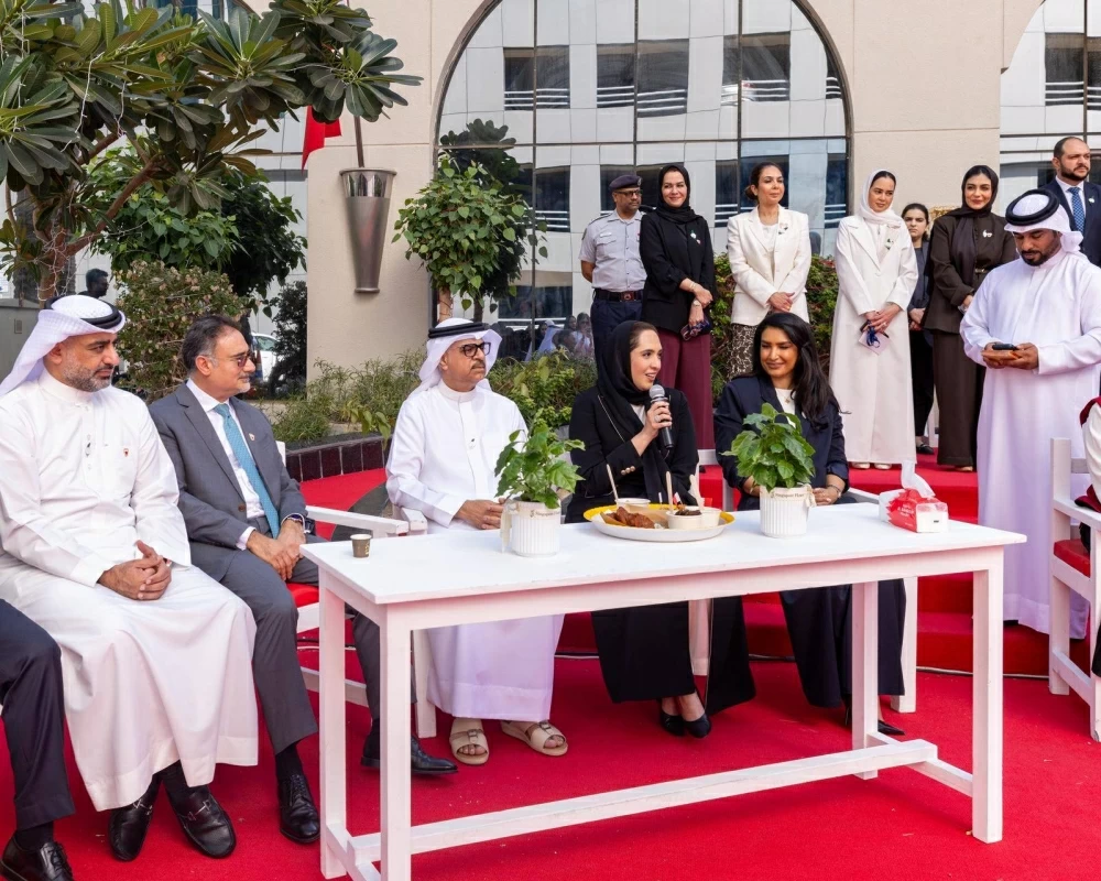 وزارة الإسكان والتخطيط العمراني تحتفل بالأعياد الوطنية