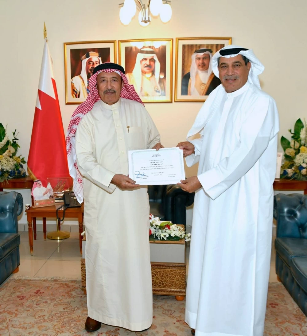 محافـظ المحـرق يترأس اجتماع اللجنة الأمنية بالمحافظة