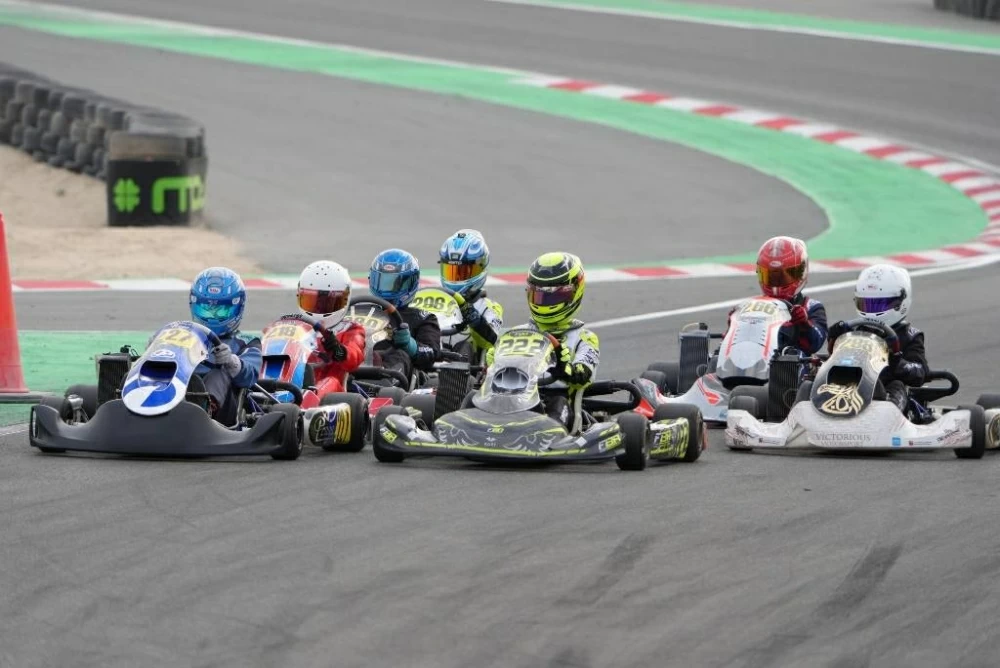 انطلاق الجولتين الثالثة والرابعة من تحدي البحرين روتاكس ماكس للكارتنج