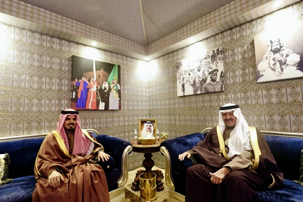 المستشار الخاص لخادم الحرمين الشريفين يقدم التهنئة بمناسبة الأعياد الوطنية لمملكة البحرين