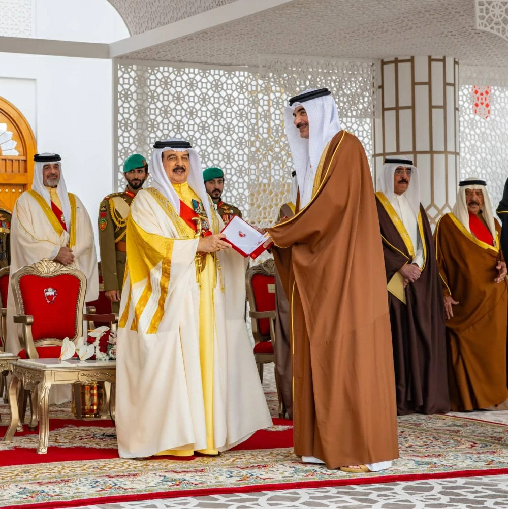 الملك يتفضل فيشمل برعايته الكريمة احتفال مملكة البحرين بأعيادها الوطنية