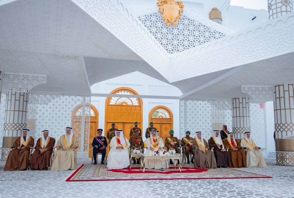الملك يتفضل فيشمل برعايته الكريمة احتفال مملكة البحرين بأعيادها الوطنية