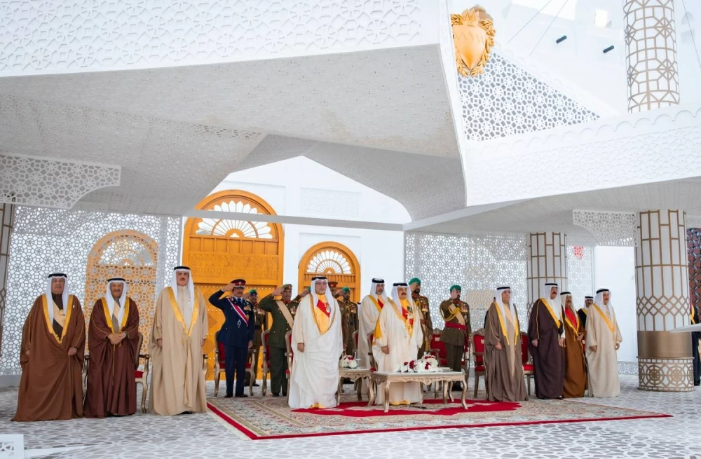 الملك يتفضل فيشمل برعايته الكريمة احتفال مملكة البحرين بأعيادها الوطنية