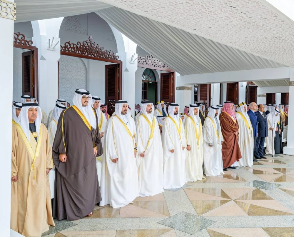 الملك يتفضل فيشمل برعايته الكريمة احتفال مملكة البحرين بأعيادها الوطنية