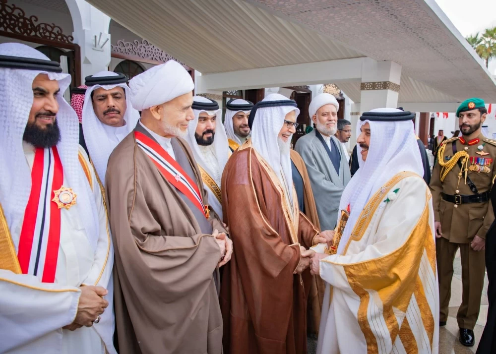 الملك يتفضل فيشمل برعايته الكريمة احتفال مملكة البحرين بأعيادها الوطنية
