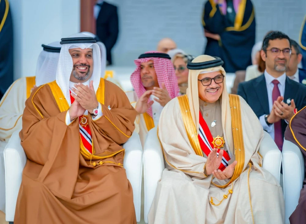 الملك يتفضل فيشمل برعايته الكريمة احتفال مملكة البحرين بأعيادها الوطنية