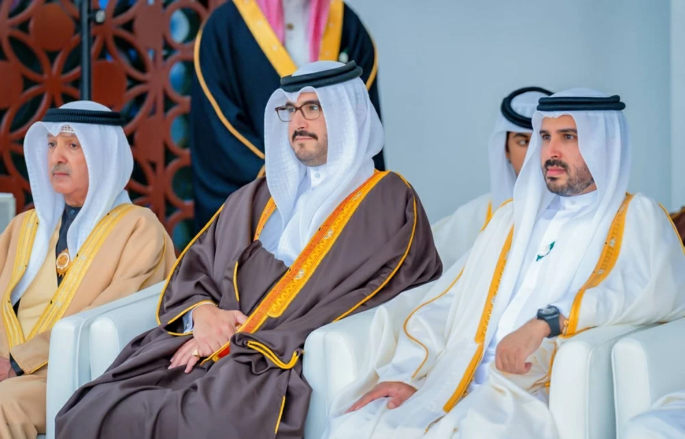 الملك يتفضل فيشمل برعايته الكريمة احتفال مملكة البحرين بأعيادها الوطنية