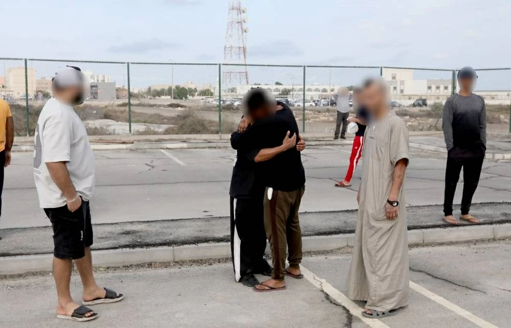 النزلاء المعفو عنهم وأهاليهم: شكراً جلالة الملك المعظم