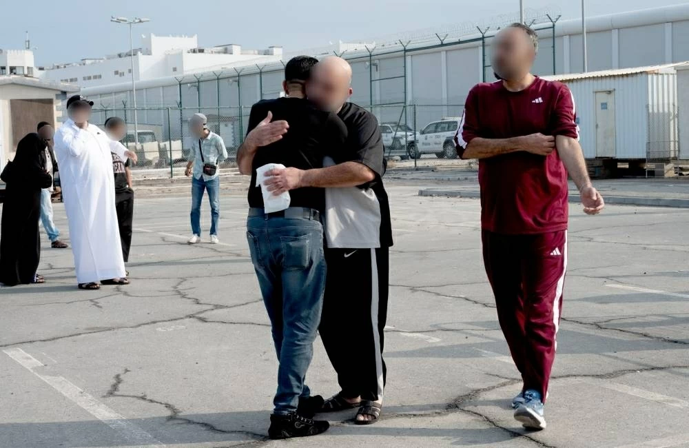 النزلاء المعفو عنهم وأهاليهم: شكراً جلالة الملك المعظم