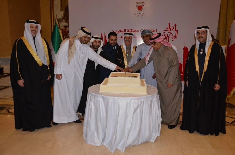 سفير البحرين&nbsp;بسوريا&nbsp;يقيم مأدبة عشاء بمناسبة الأعياد الوطنية&nbsp;&nbsp;