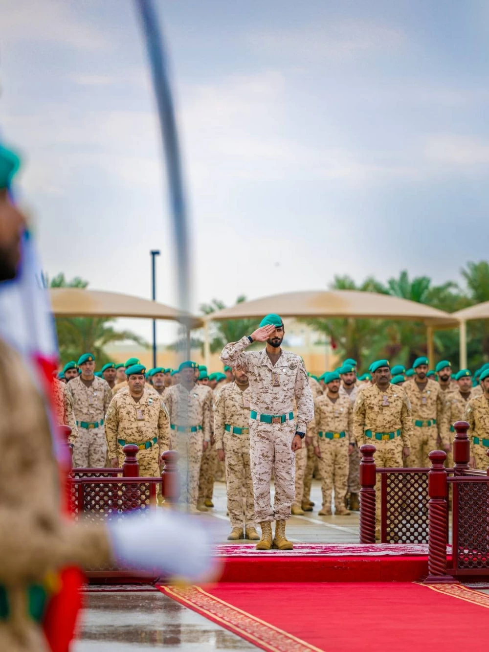 ناصر بن حمد: يوم الشهيد محطة وطنية خالدة نستحضر فيها أسمى معاني التضحية والفداء