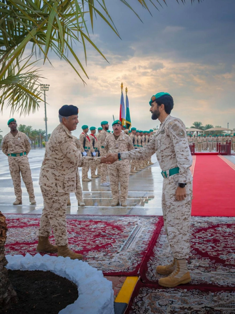 ناصر بن حمد: يوم الشهيد محطة وطنية خالدة نستحضر فيها أسمى معاني التضحية والفداء