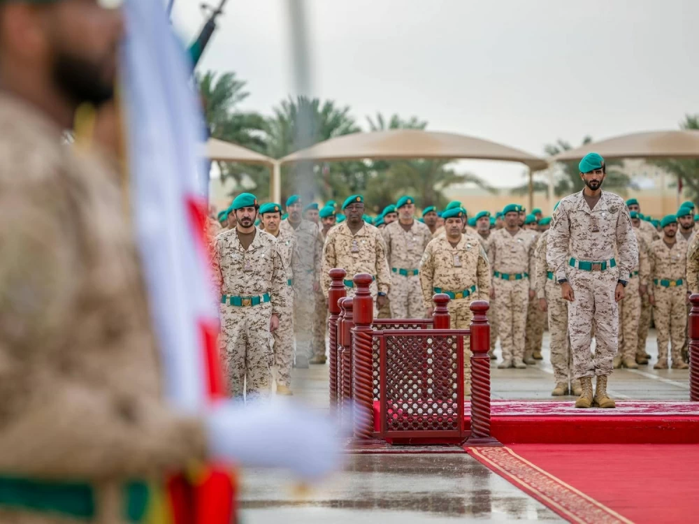 ناصر بن حمد: يوم الشهيد محطة وطنية خالدة نستحضر فيها أسمى معاني التضحية والفداء