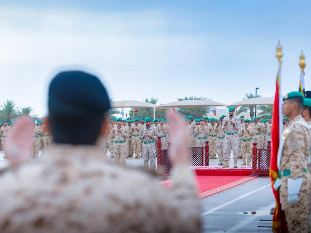 ناصر بن حمد: يوم الشهيد محطة وطنية خالدة نستحضر فيها أسمى معاني التضحية والفداء