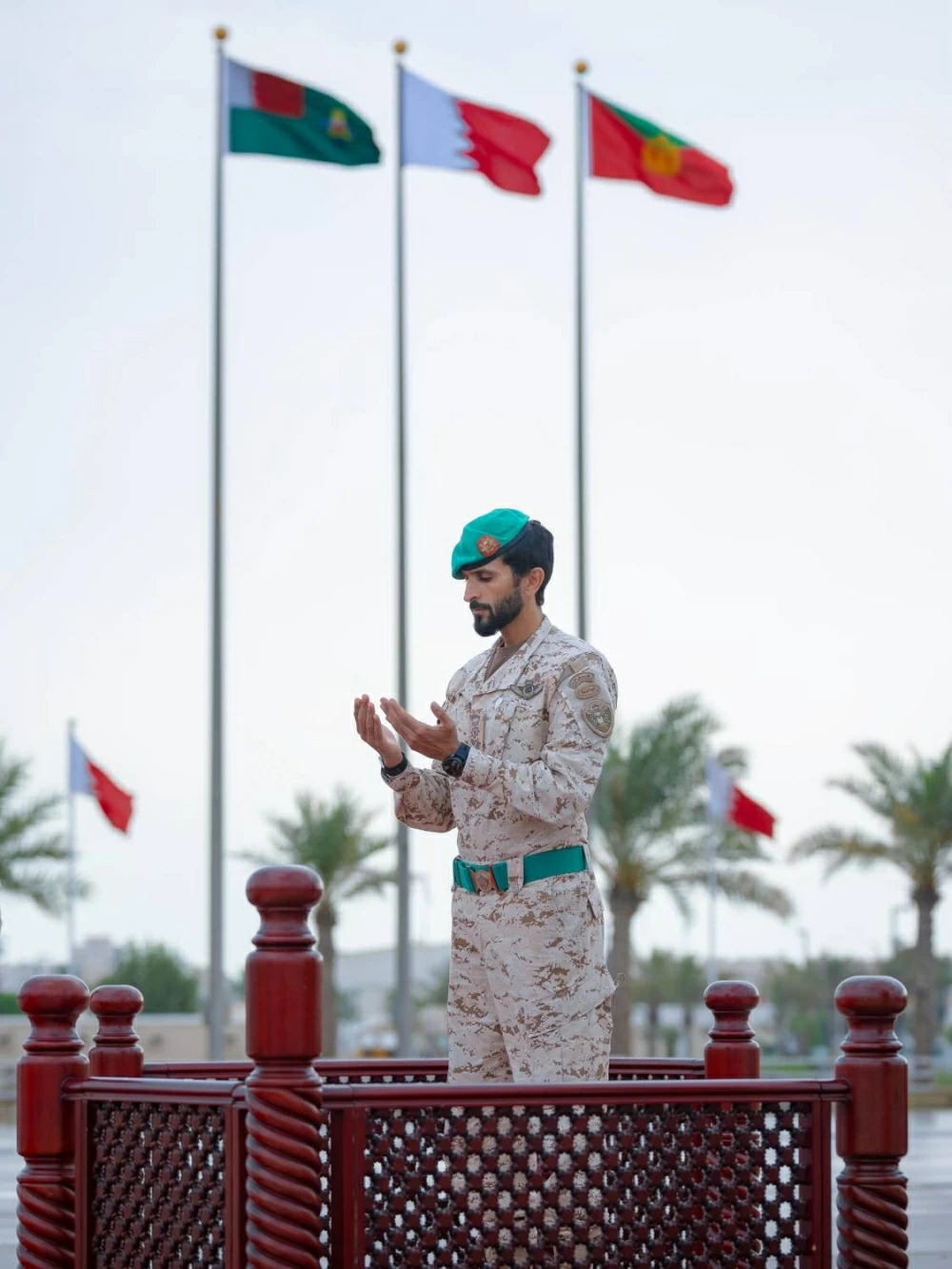 ناصر بن حمد: يوم الشهيد محطة وطنية خالدة نستحضر فيها أسمى معاني التضحية والفداء