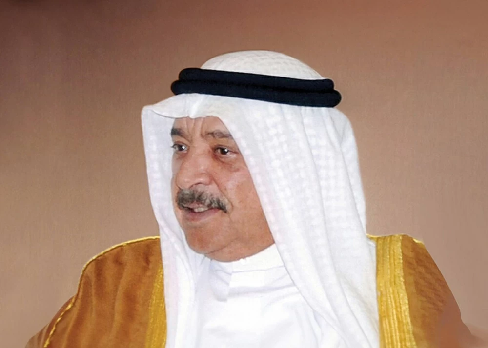 وزير الديوان الملكي يقدم الشكر لأبناء البحرين على تهانيهم ومشاركتهم الاحتفال بالأعياد الوطنية 