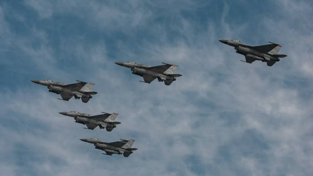 جلالة الملك القائد الأعلى للقوات المسلحة يشمل برعايته الكريمة مراسم يوم الشهيد