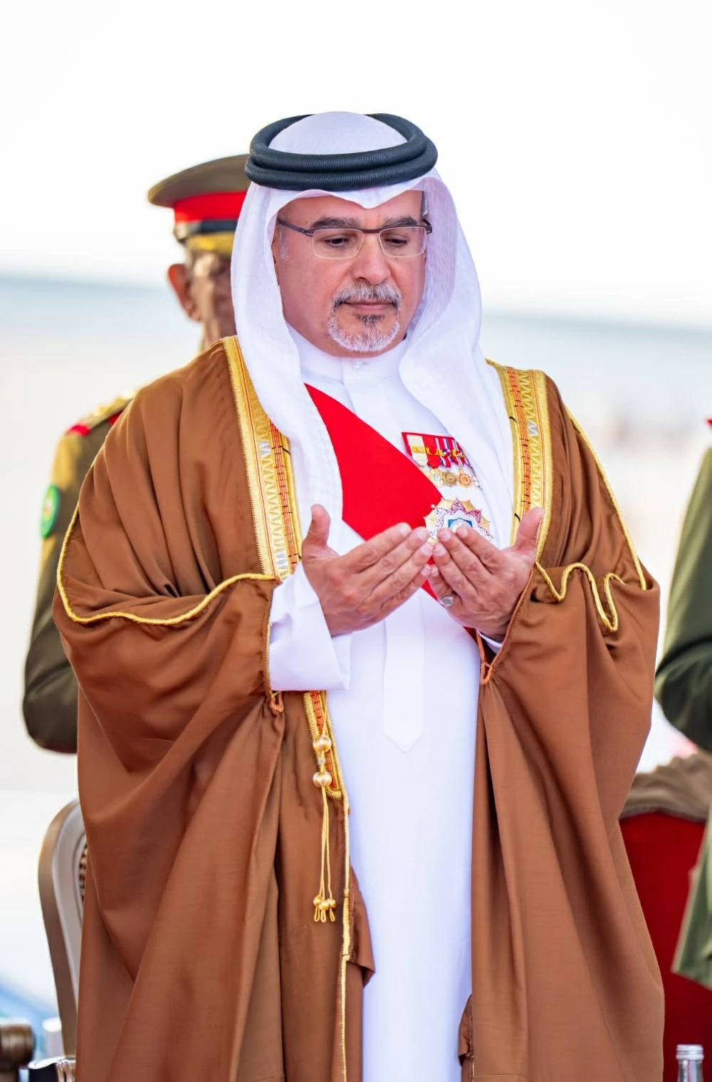 جلالة الملك القائد الأعلى للقوات المسلحة يشمل برعايته الكريمة مراسم يوم الشهيد