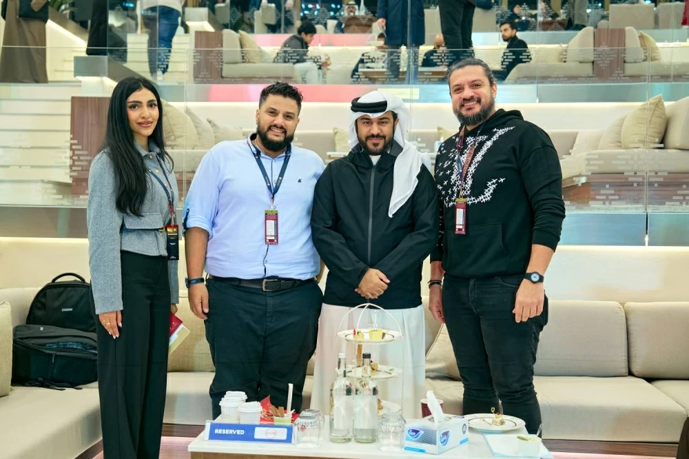 انطلاقة مهرجان العيد الوطني بنادي راشد للفروسية وسط أجواء مميزة