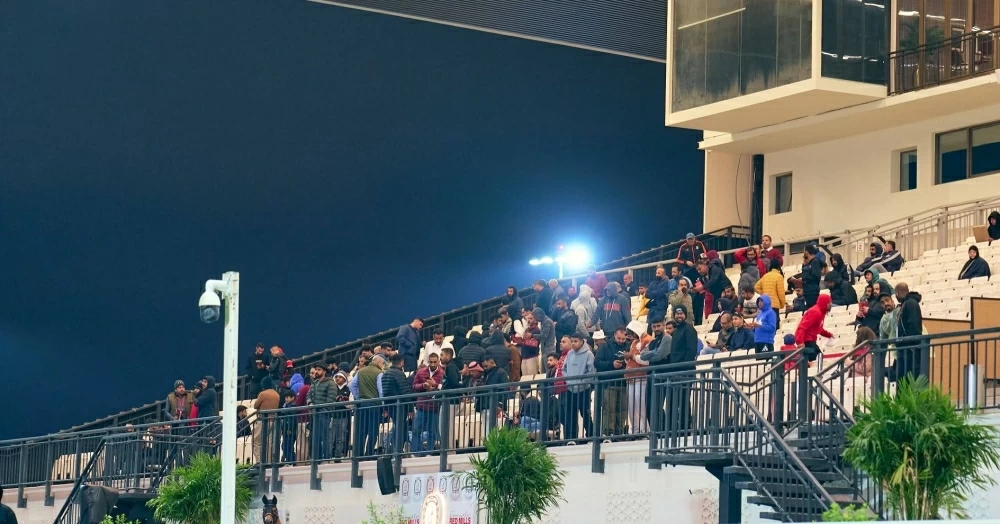 انطلاقة مهرجان العيد الوطني بنادي راشد للفروسية وسط أجواء مميزة