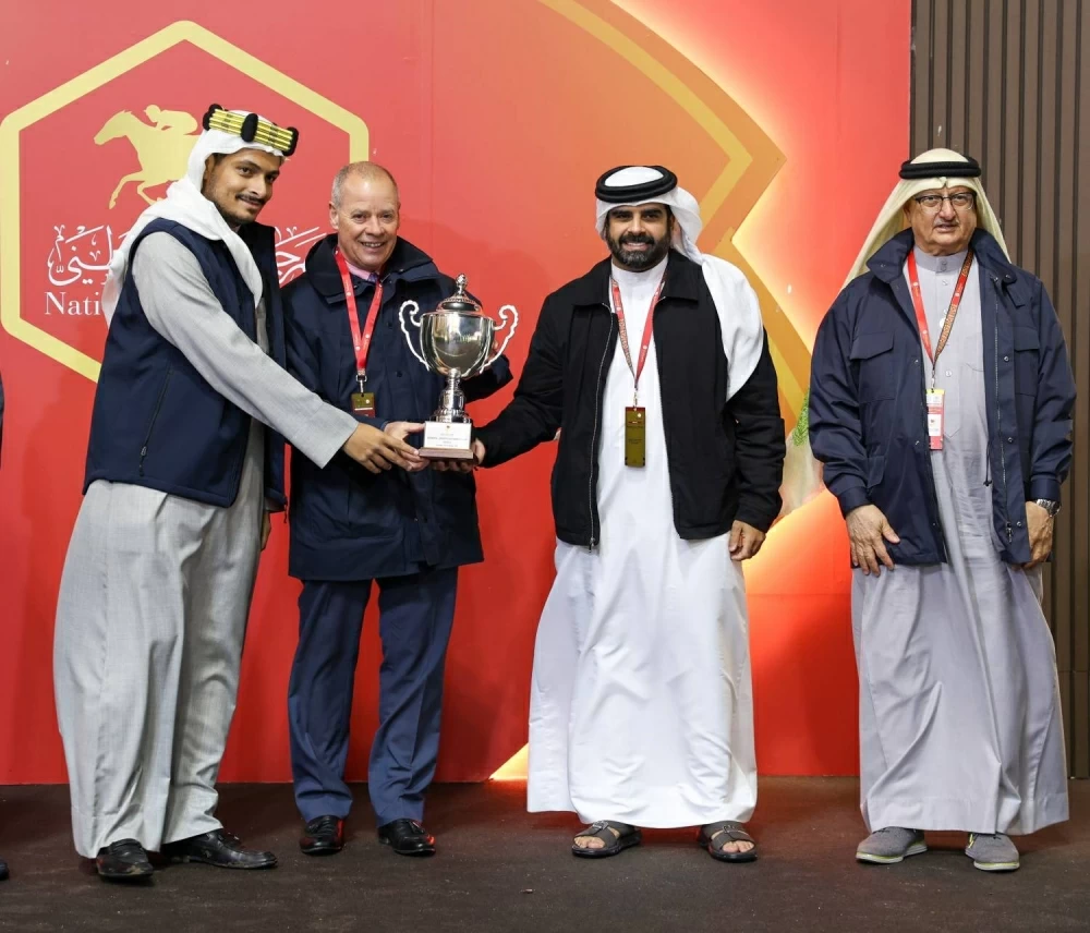 انطلاقة مهرجان العيد الوطني بنادي راشد للفروسية وسط أجواء مميزة